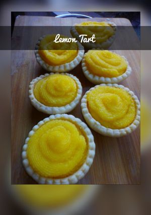 A picture of Lemon tarts.