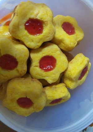 Foto resep Strawberry cheese cookies