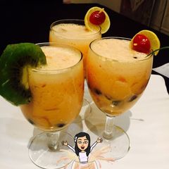A picture of Mixed fruit splash.