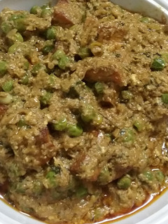 A picture of Matar Paneer Masala.