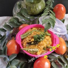 A picture of Spicy vegetable Khichdi.
