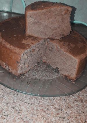 Una foto de Bizcochuelo de chocolate, súper ESPONJOSO!🎂