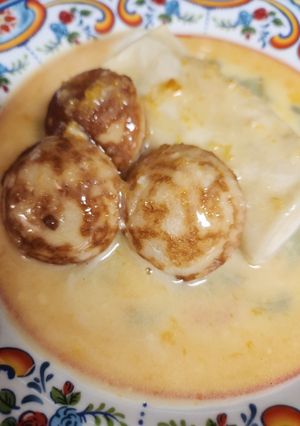 A picture of Suzette Sauce (not Flambe) adapted from the Settlement Cookbook-1965.