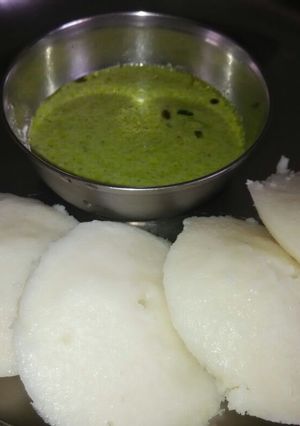 A picture of Soft idli.