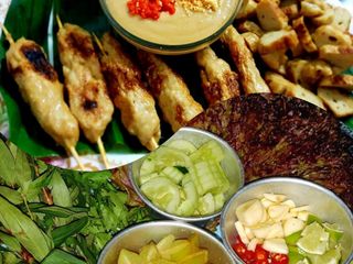 แหนมเนือง