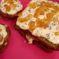 A picture of Avocado lemon & poppy seed Cake.