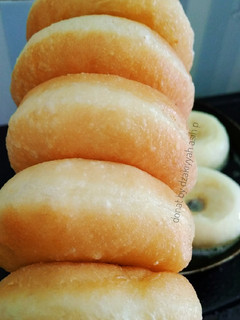 Foto resep DONAT SUPER EMPUK,LEMBUT DAN RINGAN Tanpa Kentang
