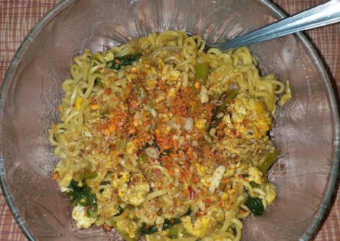 Resep Indomie Bakmi Kuah Nyemek Resep Indomie Bakmi Kuah Nyemek