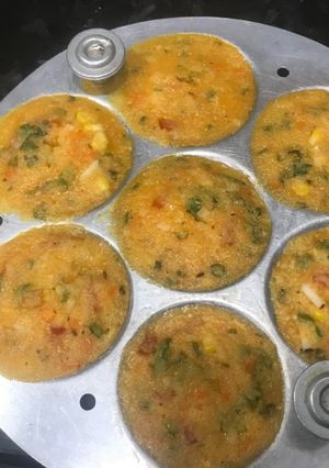 A picture of Veg Suji idli-rava idli.