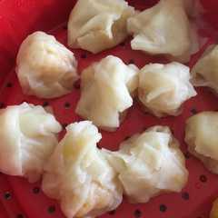 A picture of Siomay ayam anti ribet.