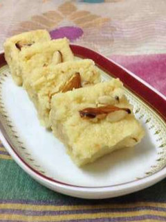 பால் பவுடர் பர்ஃபி செய்முறை முக்கிய புகைப்படம்