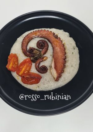 Foto di Polenta bianca con tentacoli di polpo