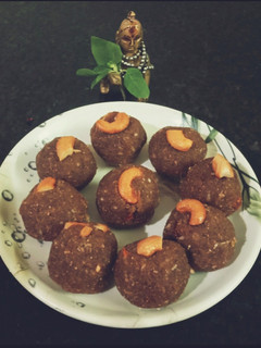 அவல் நாட்டு சக்கரை லட்டு(aval laddu recipe in tamil) செய்முறை முக்கிய புகைப்படம்