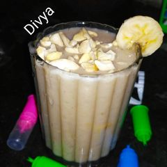 A picture of Banana cashew lassi.