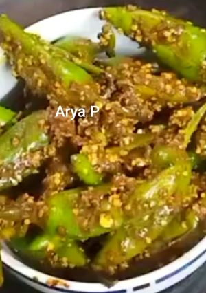 हरी मिर्च का आचार रेसिपी मुख्य फोटो