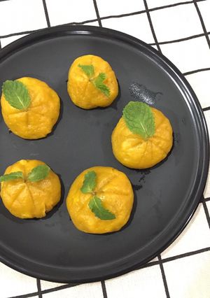 Hình của món BÁNH BÍ ĐỎ NHÂN THỊT (blw).