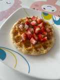 Waffle Fresas y Arequipe