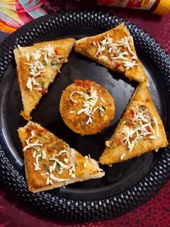 ब्रेड ऑमलेट चीज़ सैंडविच (bread omelette cheese sandwich in hindi) रेसिपी मुख्य फोटो