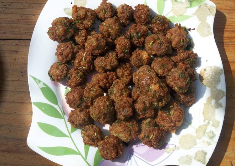 Steps to Make Super Quick Homemade Mini meatballs #christmas revival