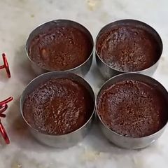 A picture of चोको लावा केक(choco lava cake recipe in hindi).
