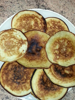 Una foto de Dorayakis un dulce Japonés (tortitas rellenas de chocolate)