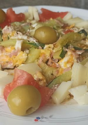 Una foto de Ensalada templada de calabacín