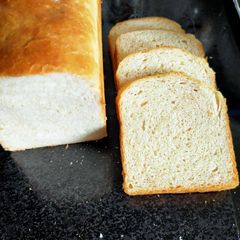 A picture of Bread loaf (80APF+20WWF).