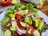 Greek salad กรีกสลัด