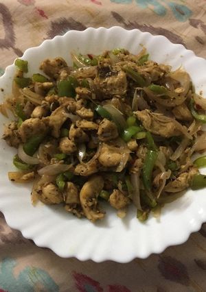 A picture of Dry Chicken chilli.