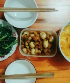 cơm sinh viên nghèo