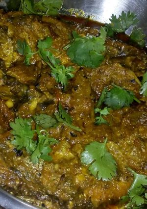 A picture of Pabda fish curry.
