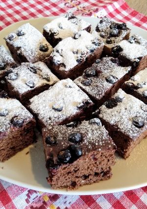 O poză a rețetei Prăjitură cu fructe și cacao fără gluten.
