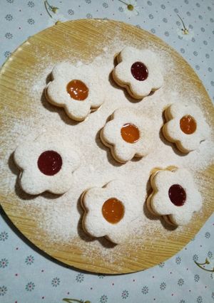 Une photo de Sablés a la confiture 🌸