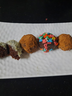 A picture of Chocolate balls.