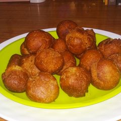 Wheat flour Gulgula A picture of Wheat flour Gulgula.