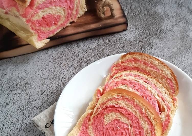 swirl-loaf-swirl-bread