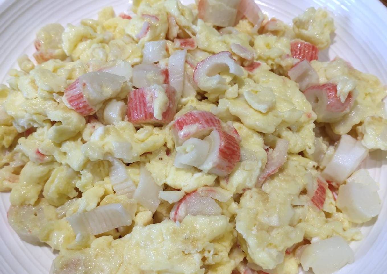 Scrambled Eggs with Crabstick