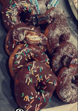 صورة لوصفة 😍 دونات يوم الصداقة 💕