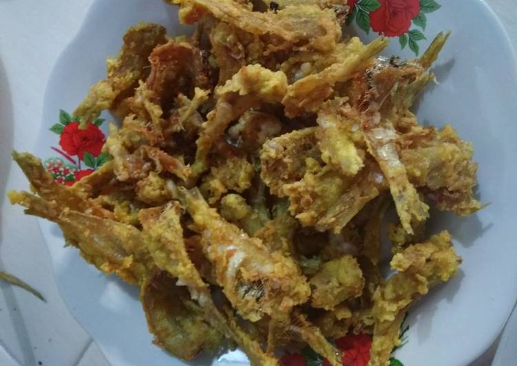 Baby fish goreng crispy / Ikan goreng crispy