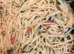 Una foto de Spaghetti Ala Mantequilla