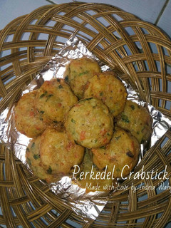 A picture of Perkedel Crab Sticks (Fried Potato Balls with Crab Sticks).