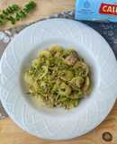 Pasta fredda con zucchine e tonno