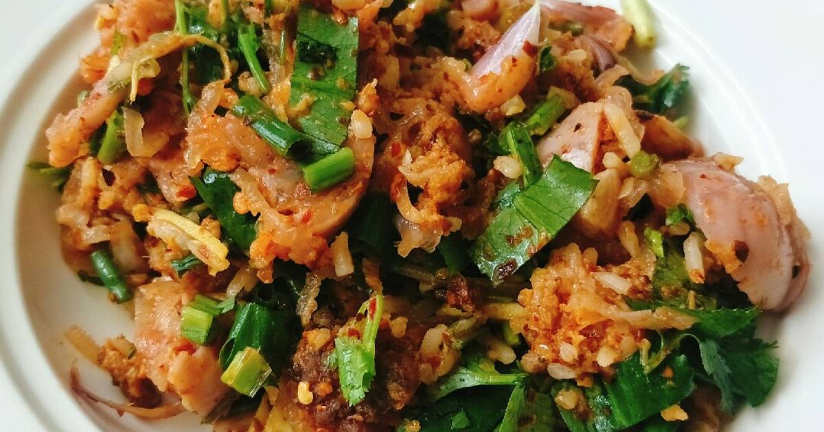 สูตร ยำแหนมข้าวทอด แหนมเยอะๆ ข้าวทอดหอมๆชุ่มฉ่ำ โดย Matt Matt - Cookpad
