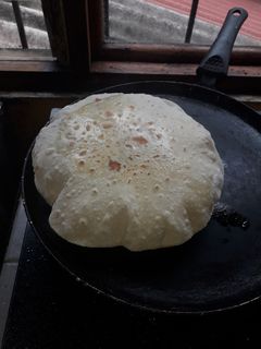 मैदा मका चपाती(chapati recipe in marathi) रेसिपी चे मुख्य फोटो