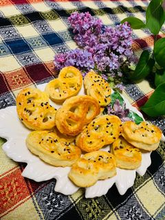 O poză a rețetei Covrigei 🥨🥨🥨.