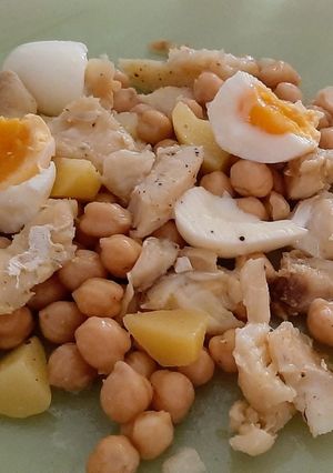 Foto de Salada fria de bacalhau com grão