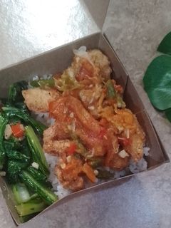 Foto resep Rice bowl(ayam geprek+sayur)