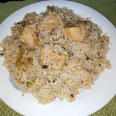 A picture of Mango Masala Chicken Rice.