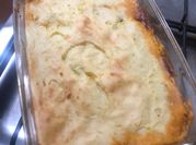 Una foto de pastel de carne picada al horno