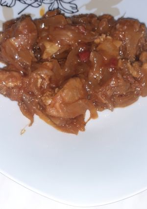 O poză a rețetei Tocăniță picantă cu carne de porc.